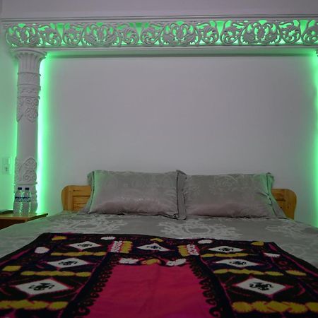 Khiva Tosh Darvoza & Trip Service Bagian luar foto